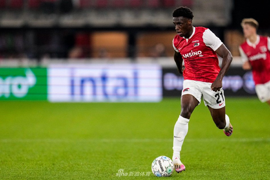 媒体和球迷 媒体和球迷