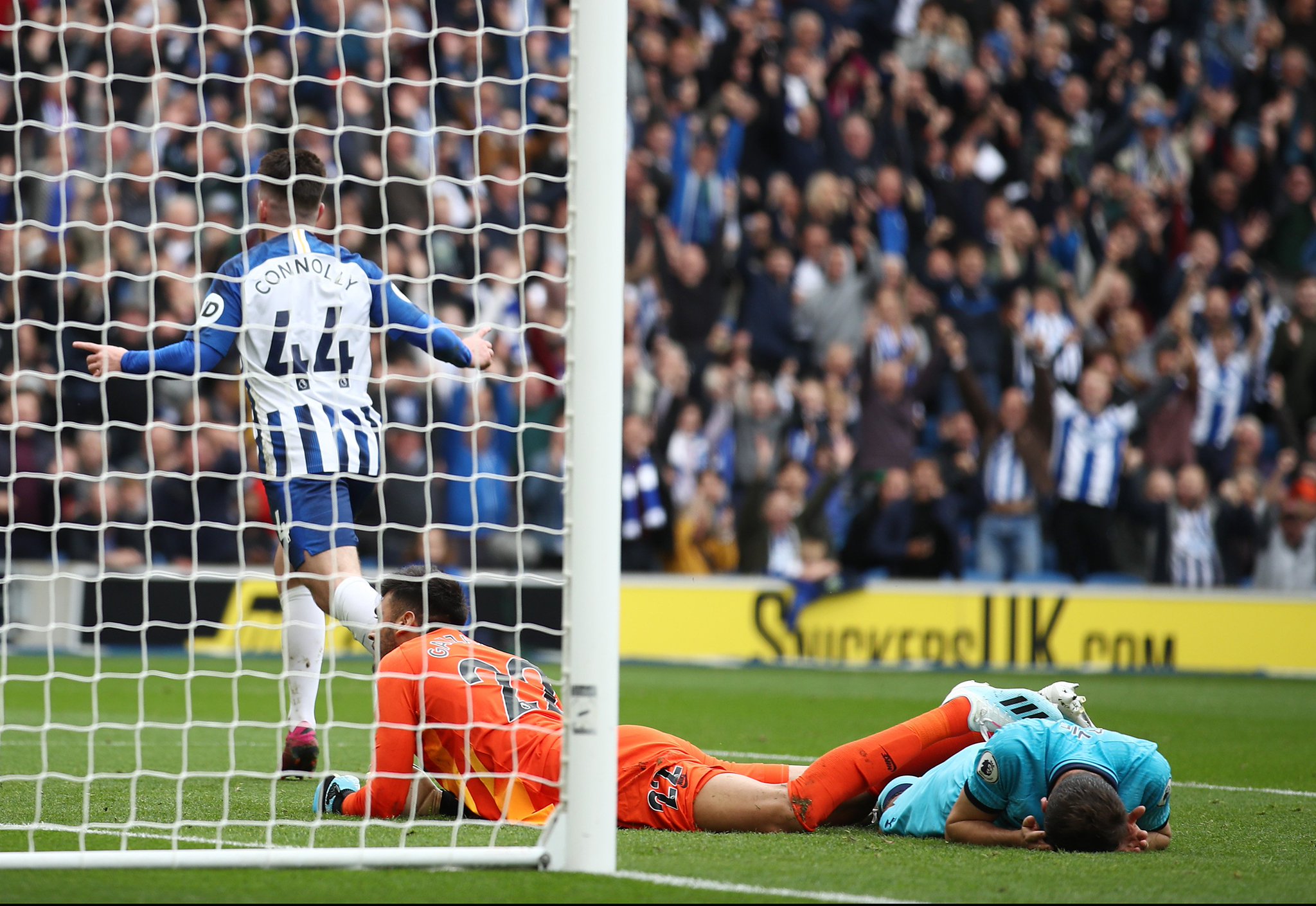 因疫情而受 因疫情而受