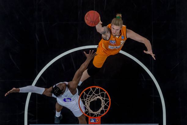 分展示出团 分展示出团